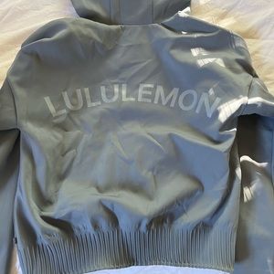Lululemon Shape Expression jacket in sterling